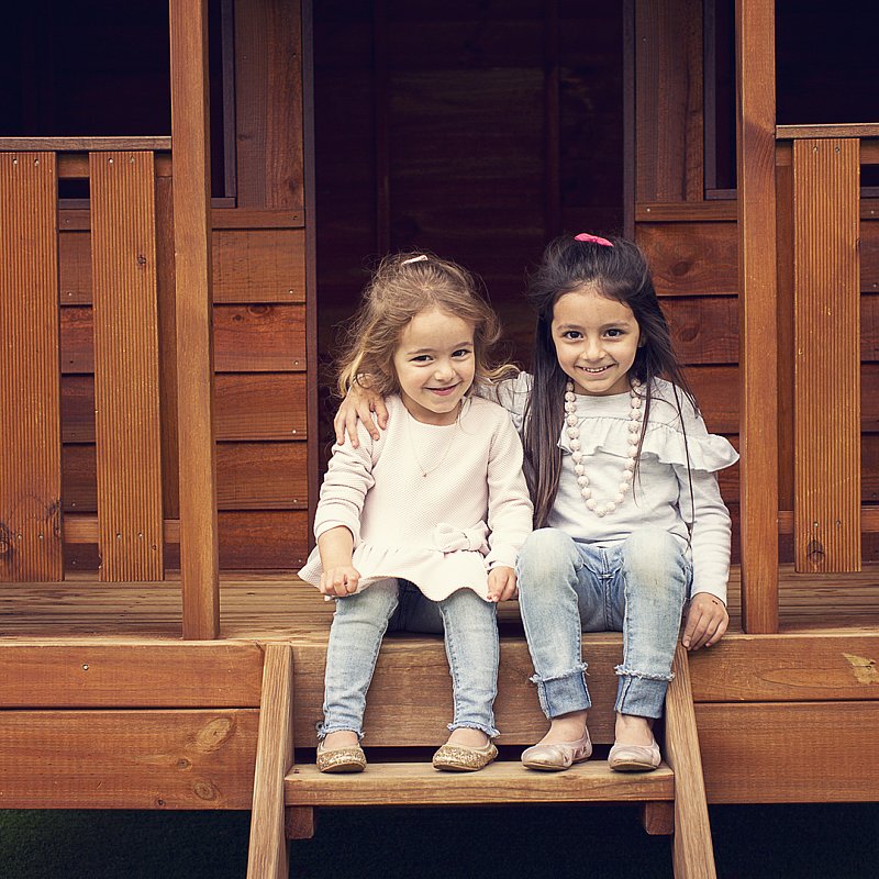 sibling photos at preschool